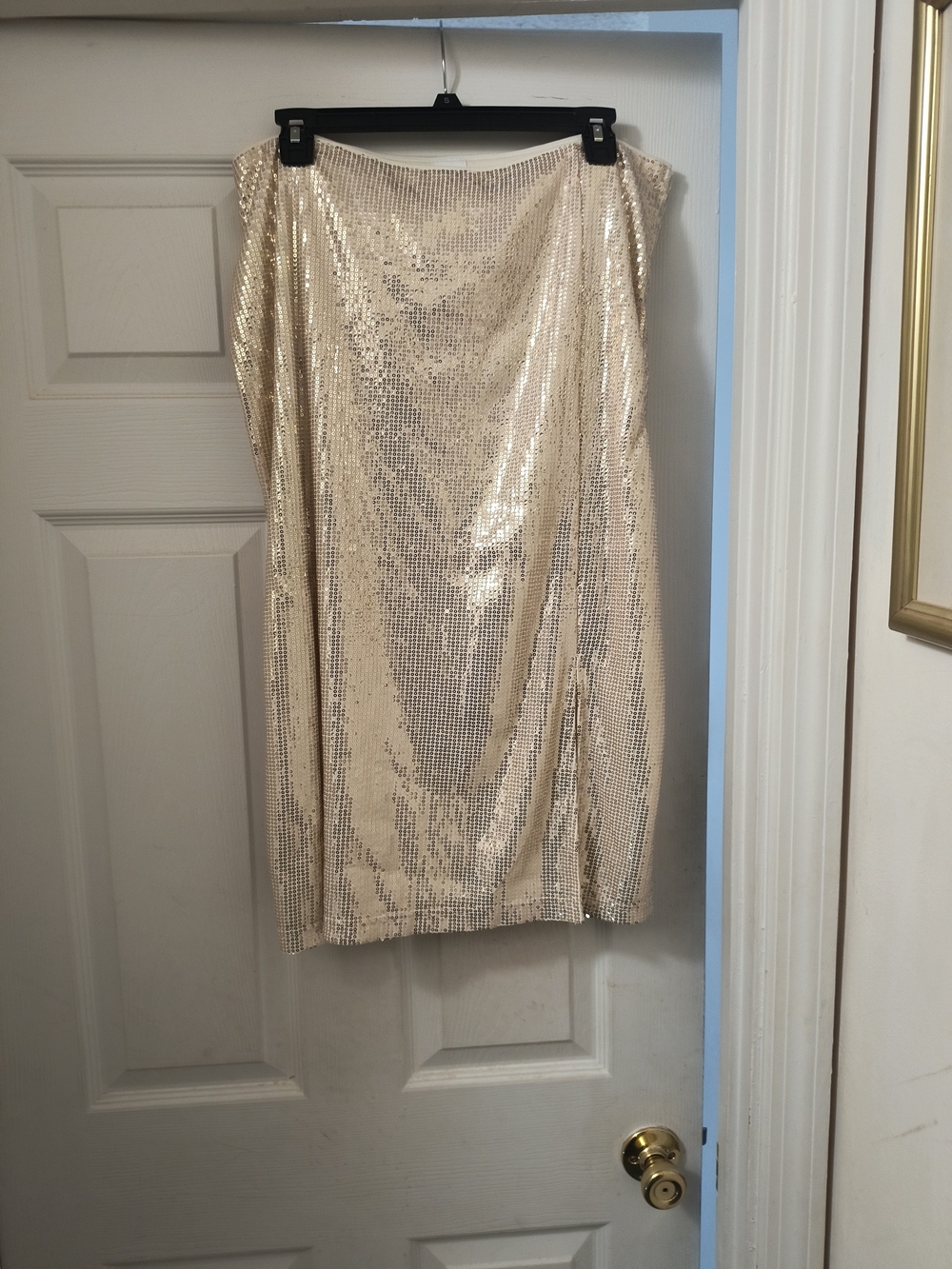 Time and Tru Gold Sequin Pencil Skirt